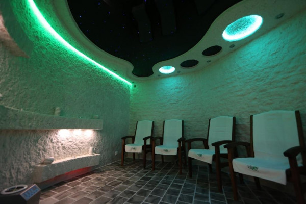 Комплекс зданий медицинского и отельного назначения в Киеве